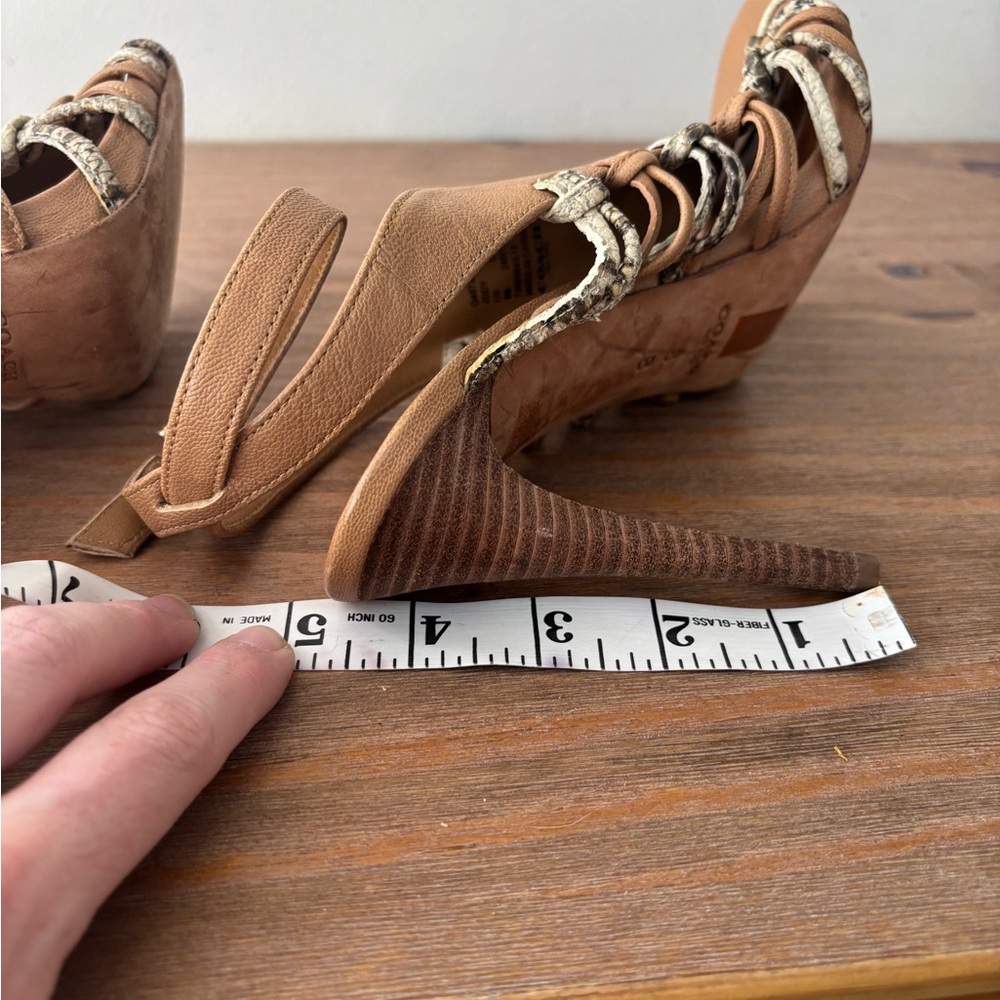 COACH Jody tan brown python snake detail leather sandal heels 8 $268 - Picture 9 of 9